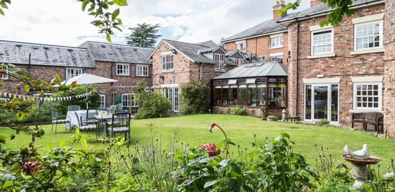 Garden at Mount House care home 
