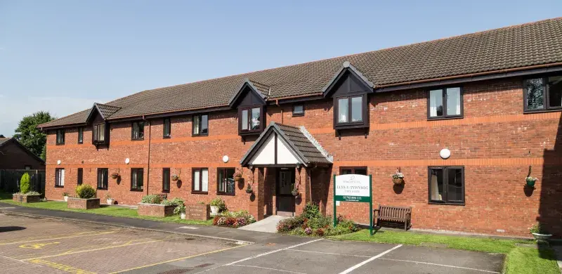 Llys-Y-Tywysog Care Home in Grovesend